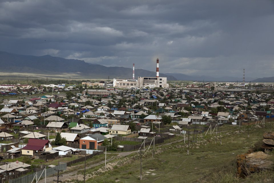 Eastern outskirts of the Tuvan capital Kyzyl with a Soviet-era unfinished power station towering over it. Lack of power generation capacity causes frequent power outages both in the capital and rural areas. Of Russia's 83 regions, Tuva has long been the worst performer in terms of socioeconomic status. The country's poorest region, it largely relies on federal subsidies.