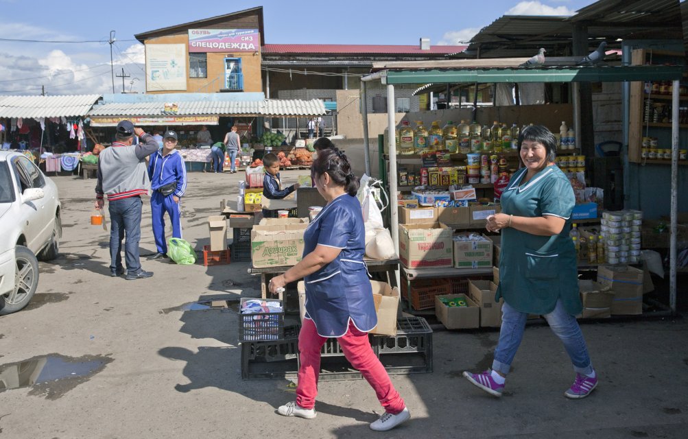 This wholesale market in Kyzyl still looks like such places looked all over Russia in early 1990s when market reforms began.