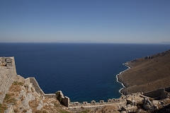 Остров Лерос, вид из крепости Пандели; на горизонте турецкий берег.
