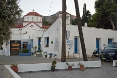 Церковь святителя Николая в поселке Ливадия на острове Тилос.