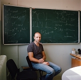 Павел Кошляков, кандидат физико-математических наук, научный сотрудник Лаборатории лазерной фотохимии